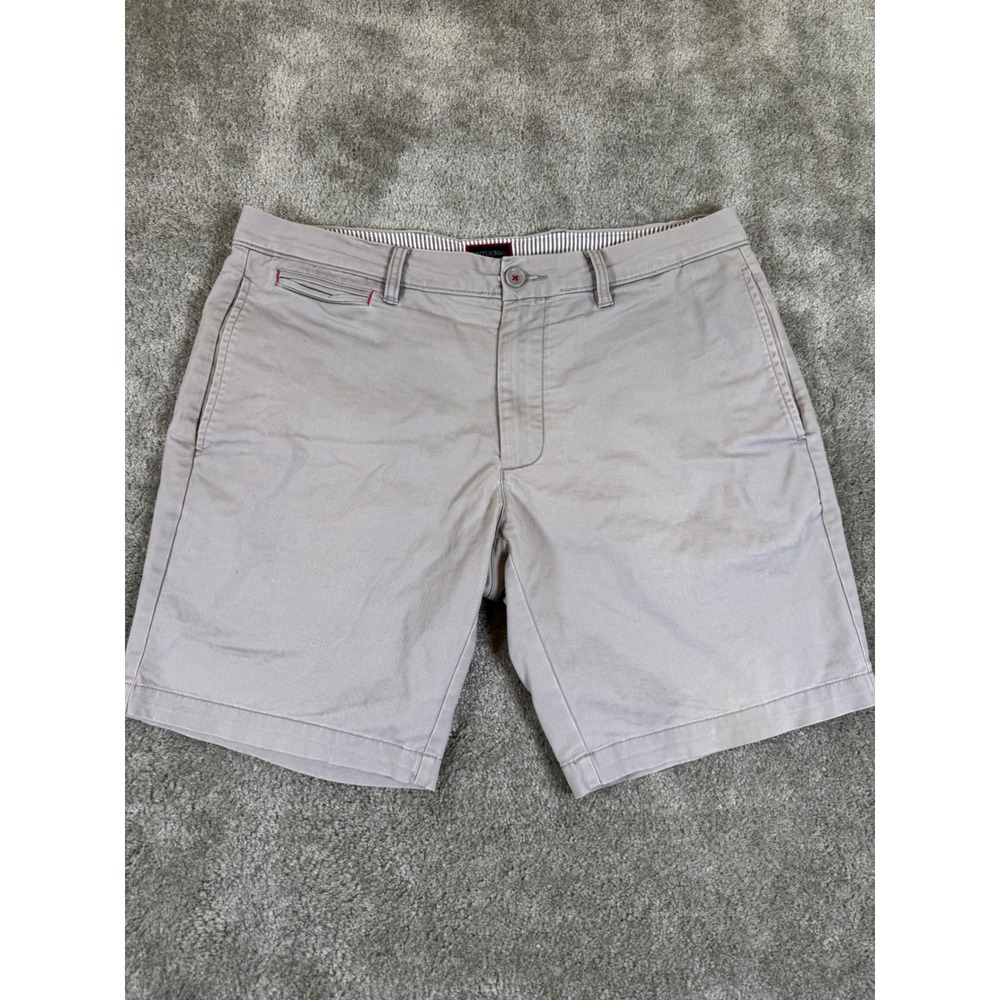 UNTUCKit St. Vincent Mens Grey Chino Shorts Size 34 Regular Fit 9 Inch Inseam